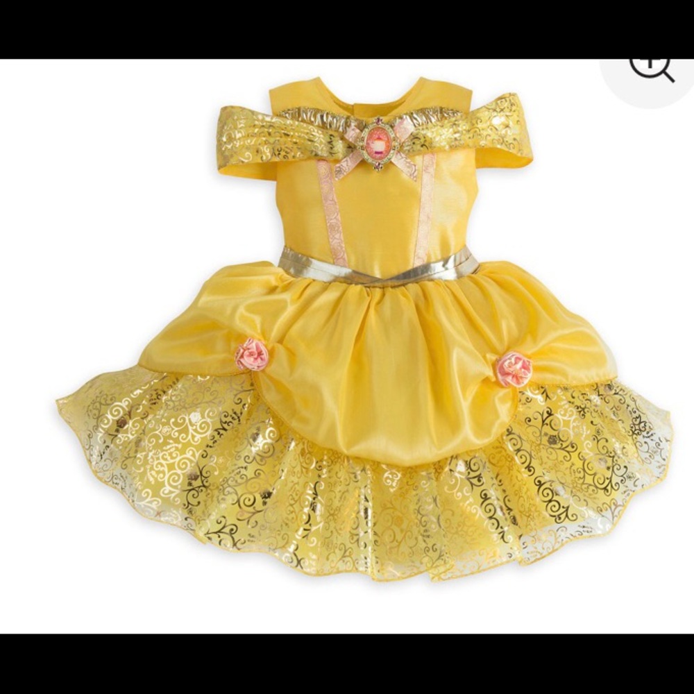 Belle costume